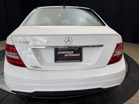 Used 2013 Mercedes-Benz C 250 Sedan image 7