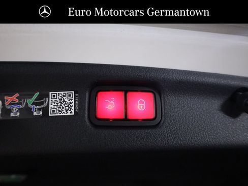 Used 2026 Mercedes-Benz C 300 4MATIC Sedan image 48
