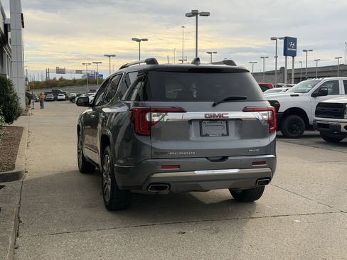 Used 2021 GMC Acadia Denali w/ Denali Technology Package image 7