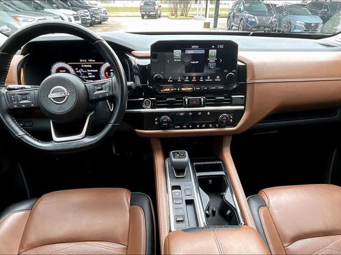 Used 2023 Nissan Pathfinder Platinum w/ Cargo Package image 14