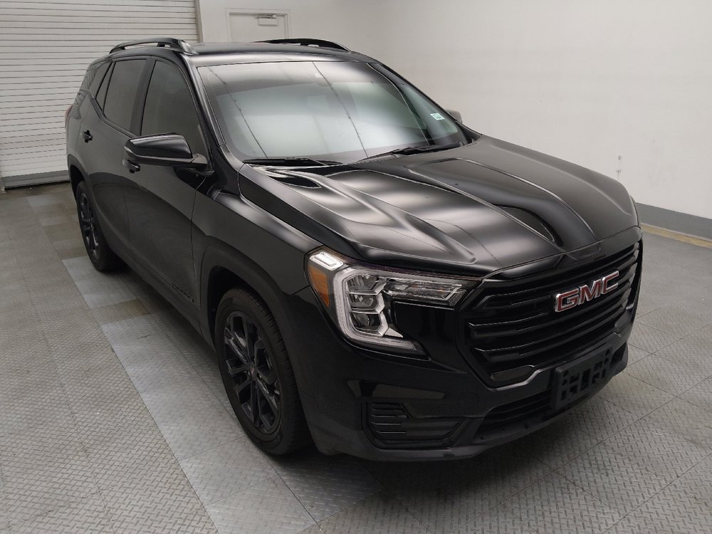 Used 2022 GMC Terrain SLE w/ Elevation Edition FWD image 13