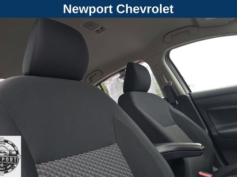 Used 2021 Nissan Versa S image 17