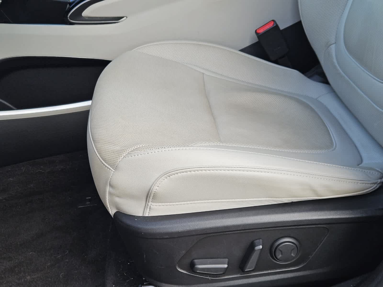Used 2023 Hyundai Tucson Limited FWD image 23