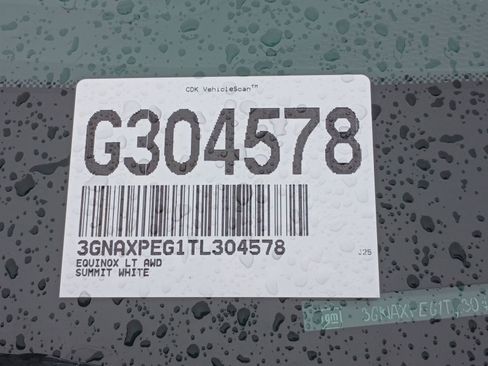 New 2026 Chevrolet Equinox LT w/ Convenience Package II image 34