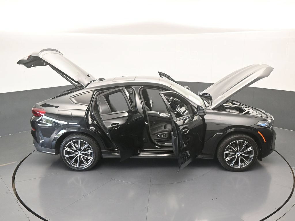 Used 2025 BMW X6 xDrive40i AWD/4WD image 79