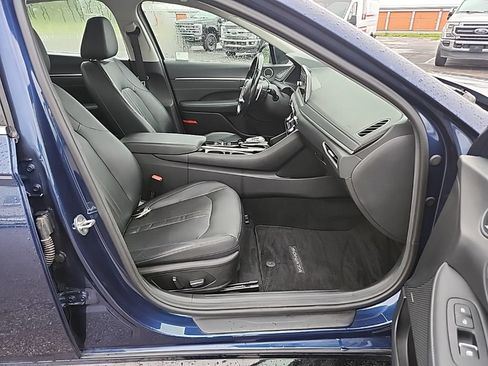 Used 2022 Hyundai Sonata Limited w/ Cargo Package FWD image 37