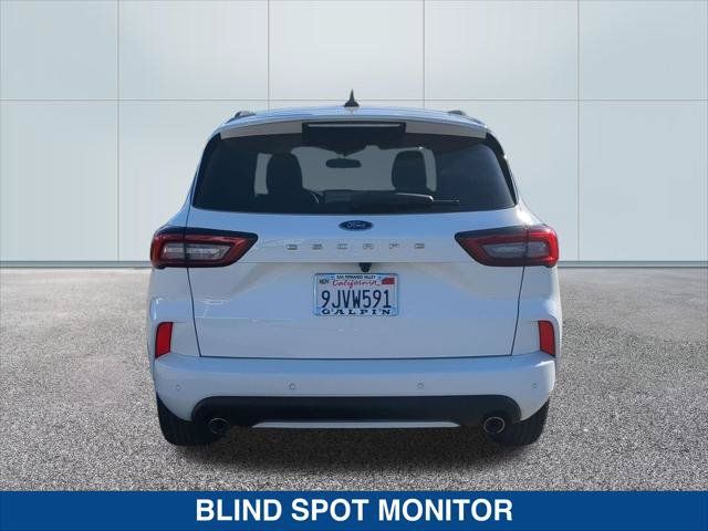 Certified 2023 Ford Escape ST-Line w/ Tech Pack #1 FWD image 4