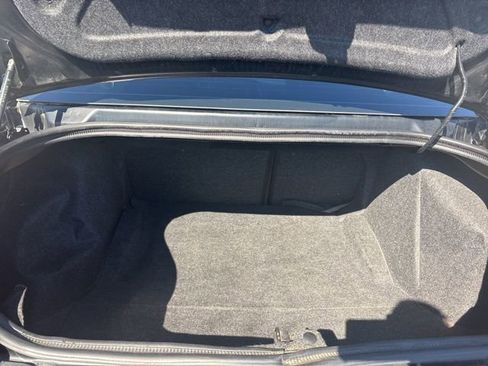 Used 2021 Dodge Challenger SXT image 19