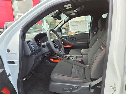 New 2025 Nissan Frontier PRO-4X w/ Pro Premium Package image 14