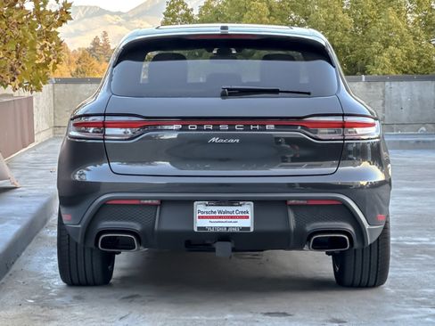 Used 2025 Porsche Macan image 7