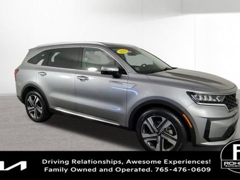 Used 2023 Kia Sorento EX AWD/4WD image 2
