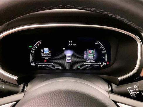 Used 2025 Acura MDX w/ Technology Package image 29