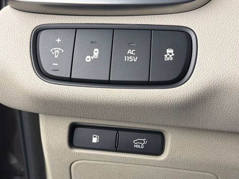 Used 2017 Kia Sorento EX w/ EX V6 Premium Package FWD image 30