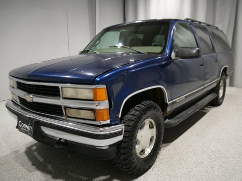 Used 1999 GMC Suburban 4WD w/ Marketing Opt Pkg 3 image 11
