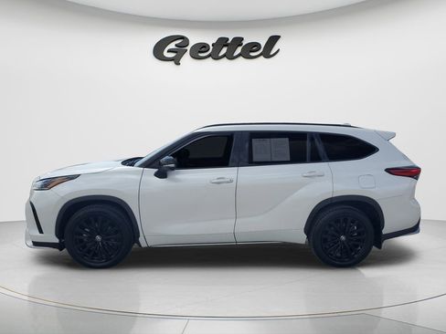 Used 2023 Toyota Highlander XSE image 7