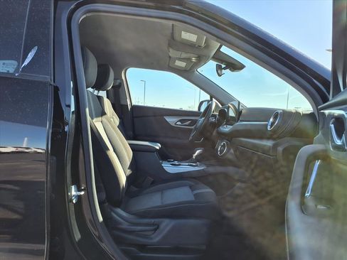 Used 2025 Chevrolet Blazer LT image 19