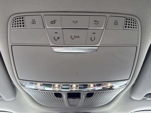 Used 2016 Mercedes-Benz GLC 300 4MATIC image 30
