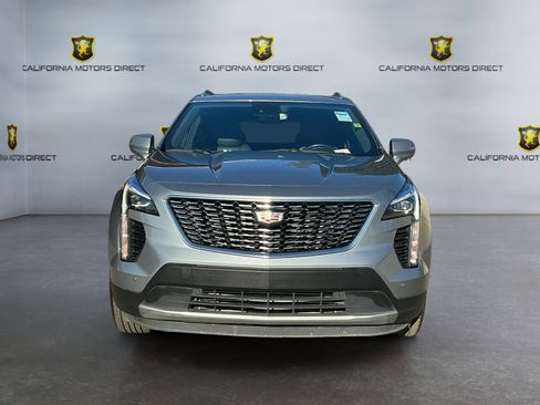Used 2023 Cadillac XT4 Premium Luxury image 2