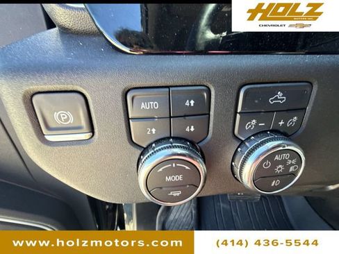 Certified 2025 GMC Sierra 1500 Elevation AWD/4WD image 18