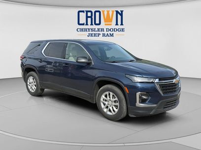 Used 2023 Chevrolet Traverse LS