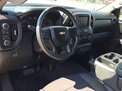 Used 2022 Chevrolet Silverado 1500 Custom w/ LPO, Dark Essentials Package AWD/4WD image 17