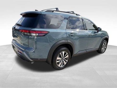 New 2026 Nissan Pathfinder SL FWD image 7