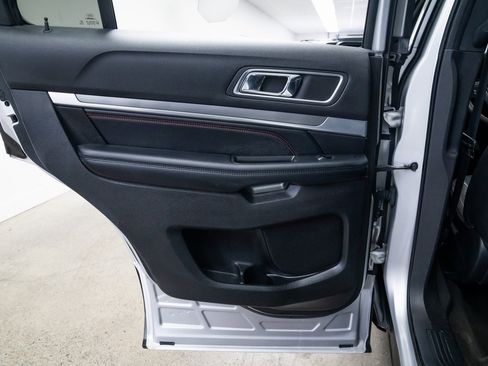 Used 2017 Ford Explorer Sport w/ Equipment Group 401A image 20