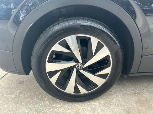 Used 2024 Volkswagen ID.4 2WD image 26