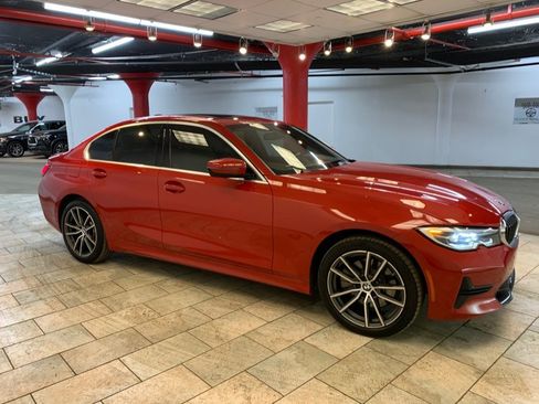 Used 2022 BMW 330i xDrive Sedan w/ Premium Package 2 AWD/4WD image 8