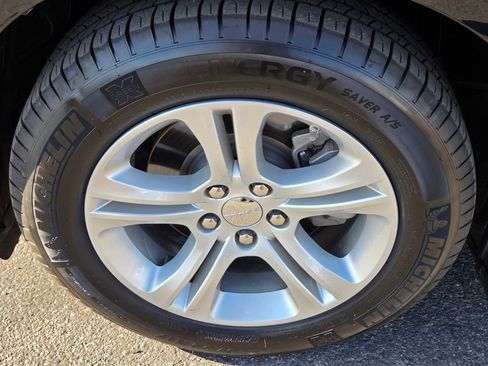 Used 2023 Dodge Charger SXT w/ Cold Weather Package RWD image 12