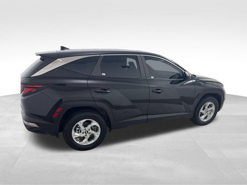 Used 2024 Hyundai Tucson SE AWD/4WD image 6