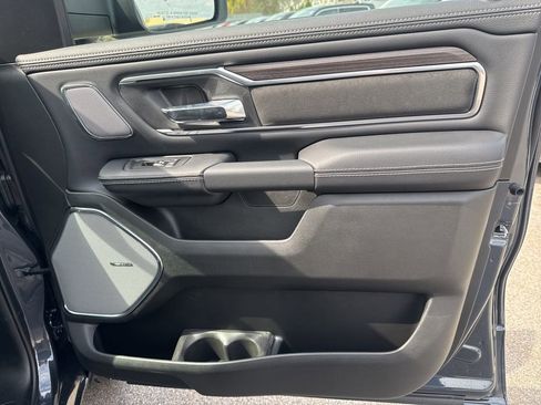 New 2026 RAM 1500 Laramie AWD/4WD image 33