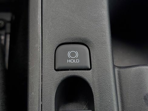 Certified 2025 Toyota Corolla LE FWD image 28