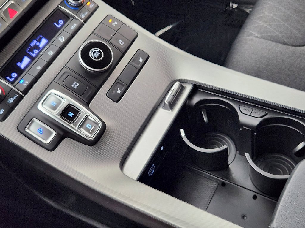 Used 2020 Hyundai Palisade SEL w/ Convenience Package FWD image 19