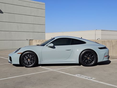 Certified 2025 Porsche 911 Carrera S image 2