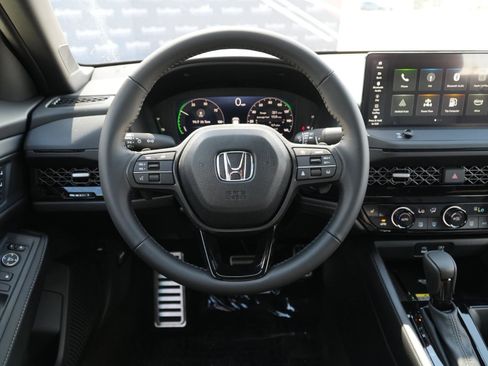 Used 2025 Honda Accord Sport image 22