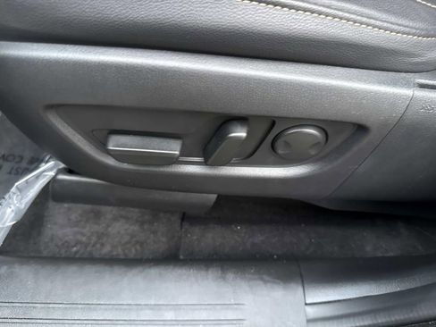 Certified 2025 MAZDA CX-90 3.3 Turbo w/ Select Package image 30