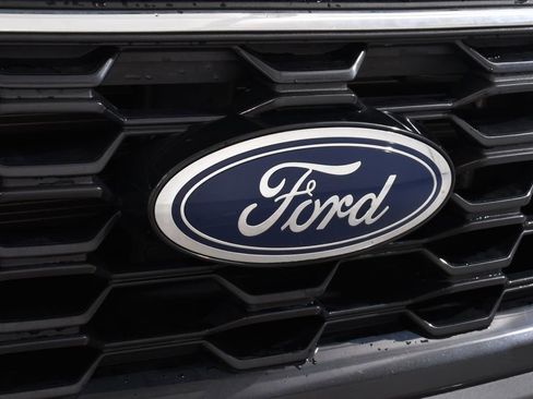 Used 2023 Ford Escape ST-Line w/ Tech Pack #1 AWD/4WD image 21