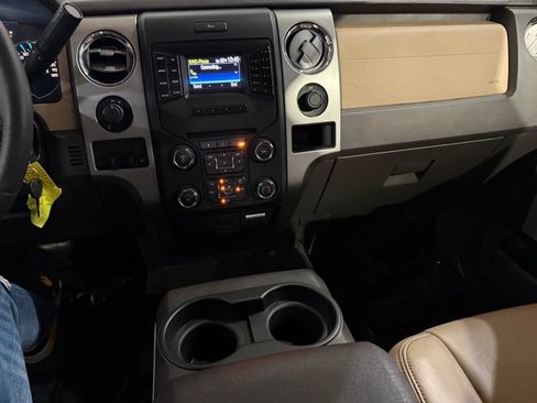 Used 2014 Ford F150 XLT w/ Equipment Group 302A Luxury RWD image 19