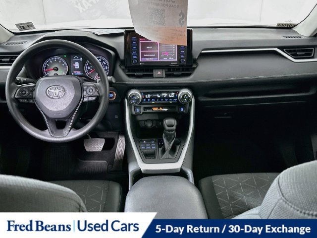 Used 2022 Toyota RAV4 XLE AWD/4WD image 30