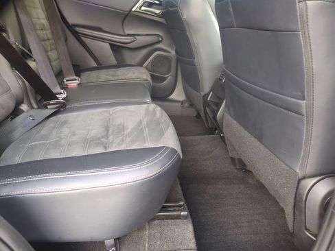 Used 2024 Mitsubishi Outlander FWD image 14