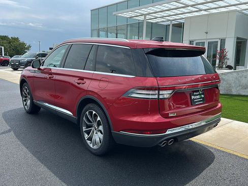 Used 2025 Lincoln Aviator Reserve AWD/4WD image 7