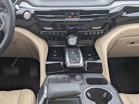 Certified 2023 Acura MDX FWD w/ Technology Package image 21