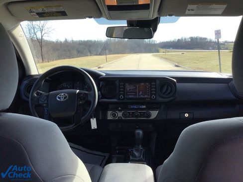 Used 2023 Toyota Tacoma SR image 16