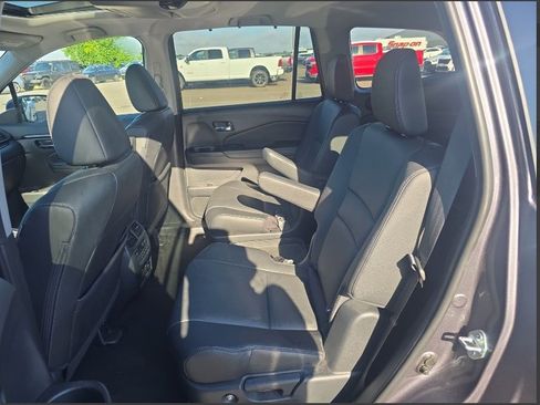 Used 2022 Honda Pilot Touring image 30