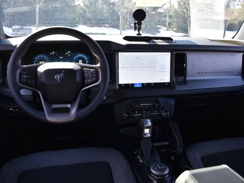 Used 2025 Ford Bronco 2-Door image 24