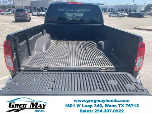 Used 2015 Nissan Frontier S RWD image 6