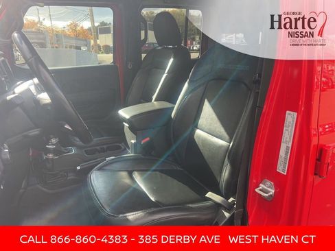 Used 2021 Jeep Wrangler Unlimited Rubicon 4xe w/ Steel Bumper Group AWD/4WD image 16