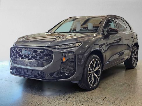 New 2026 Audi Q3 quattro 2.0T AWD/4WD image 7
