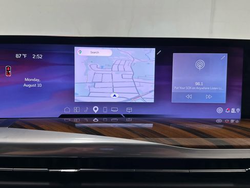 Used 2026 Cadillac Escalade Platinum Sport w/ LPO, ONYX Package AWD/4WD image 35